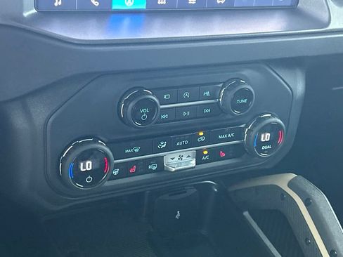 Used 2025 Ford Bronco Badlands AWD/4WD image 33