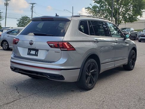Used 2023 Volkswagen Tiguan SE R-Line AWD/4WD image 5