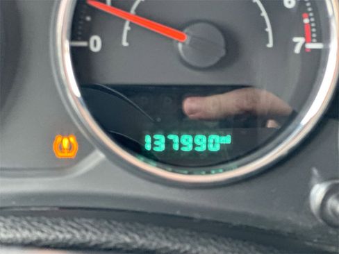 Used 2016 Jeep Wrangler Unlimited Sahara w/ Connectivity Group image 12