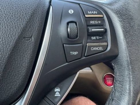 Used 2018 Acura TLX w/ Technology Package FWD image 9