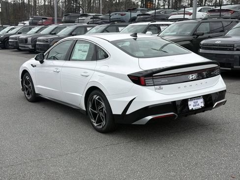 New 2026 Hyundai Sonata SEL FWD image 6