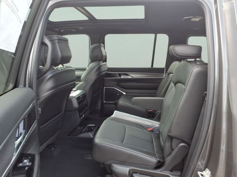 New 2026 Jeep Grand Wagoneer 4WD image 11