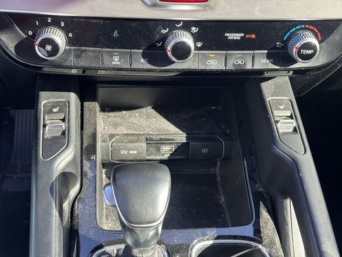 Used 2020 Kia Telluride S w/ S 8 Passenger Seating Package image 31