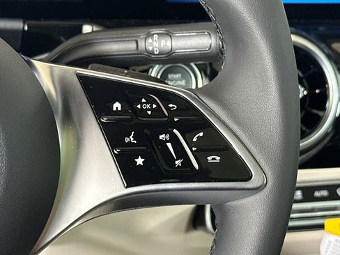 New 2026 Mercedes-Benz GLA 250 4MATIC image 28