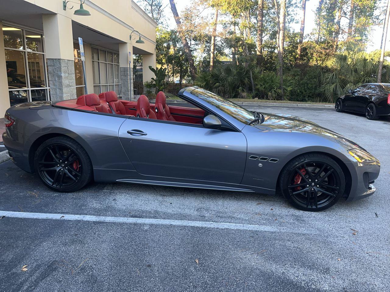Used 2016 Maserati GranTurismo Sport RWD image 3