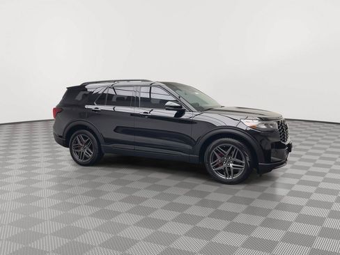 Used 2025 Ford Explorer ST AWD/4WD image 48