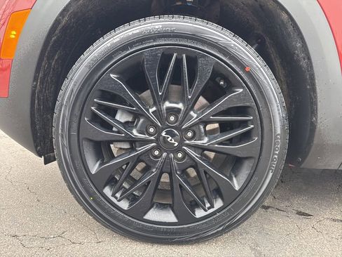 Used 2022 Kia Seltos Nightfall Edition image 10