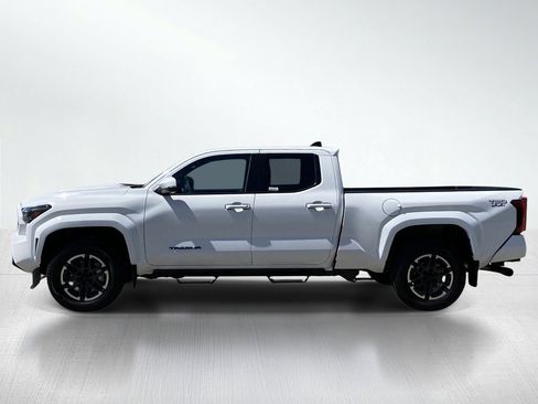 Certified 2026 Toyota Tacoma TRD Sport w/ TRD Sport Upgrade Package AWD/4WD image 2