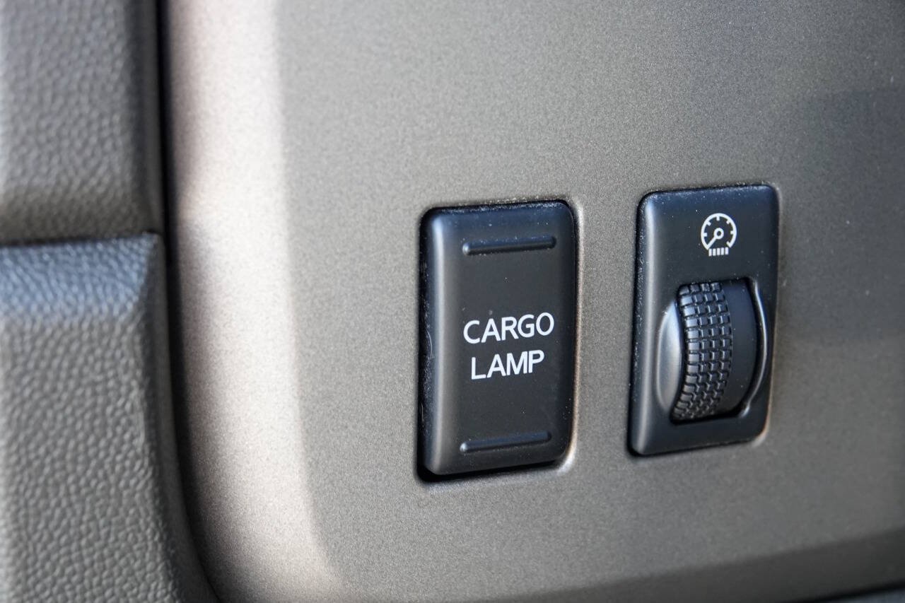 Used 2004 Nissan Titan XE w/ (PRF) Preferred Pkg AWD/4WD image 68