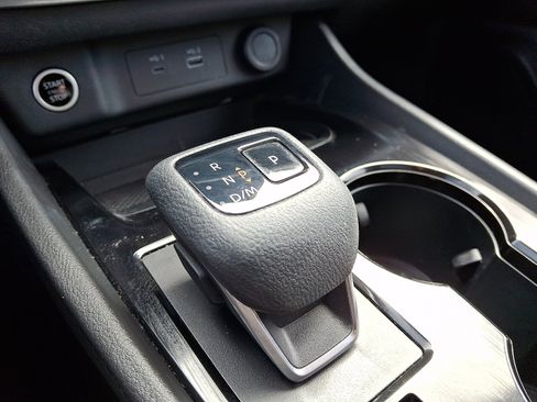 Used 2023 Nissan Rogue SV w/ SV Premium B Package image 16