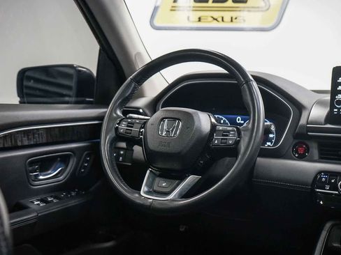 Used 2023 Honda Pilot Elite image 15