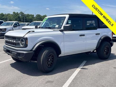 New 2025 Ford Bronco 4-Door AWD/4WD image 5