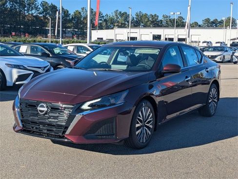 New 2025 Nissan Altima 2.5 SV w/ SV Premium Package image 7