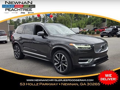 Used 2023 Volvo XC90 B5 Plus AWD/4WD image 1