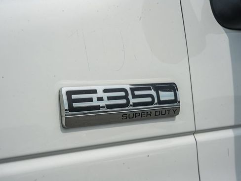 Certified 2021 Ford E-350 and Econoline 350 Super Duty w/ Power Windows & Locks Group RWD image 11