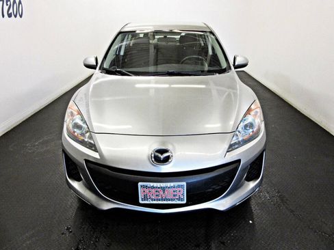Used 2013 MAZDA MAZDA3 i Sport image 2