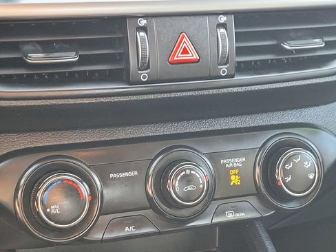 Used 2024 Kia Forte LXS w/ LXS Technology Package image 20