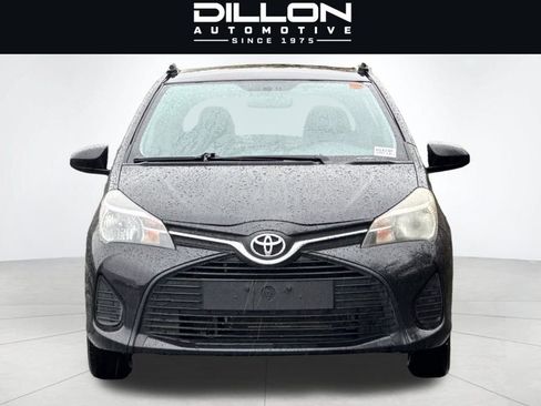 Used 2015 Toyota Yaris 4-Door Hatchback FWD image 9