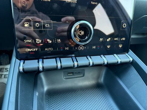 New 2026 GMC Terrain AT4 w/ Convenience Package III image 37