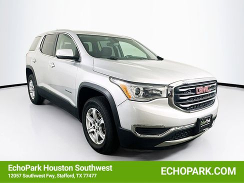 Used 2017 GMC Acadia SLE image 1
