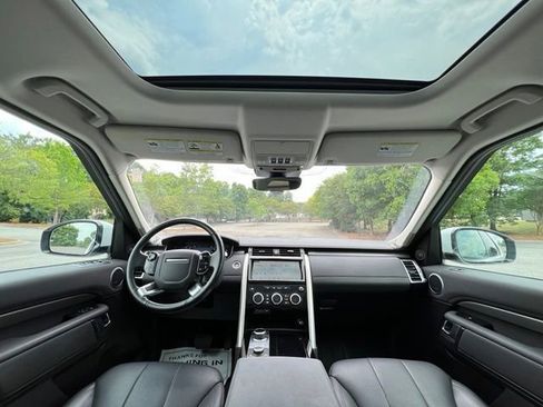 Used 2019 Land Rover Discovery HSE AWD/4WD image 29