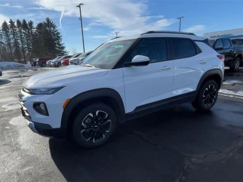 Certified 2023 Chevrolet TrailBlazer LT w/ Convenience Package image 8