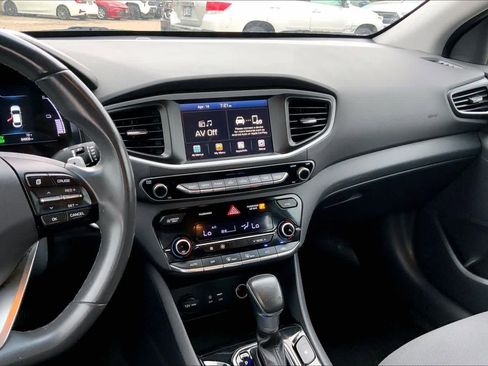 Used 2018 Hyundai Ioniq SEL image 7