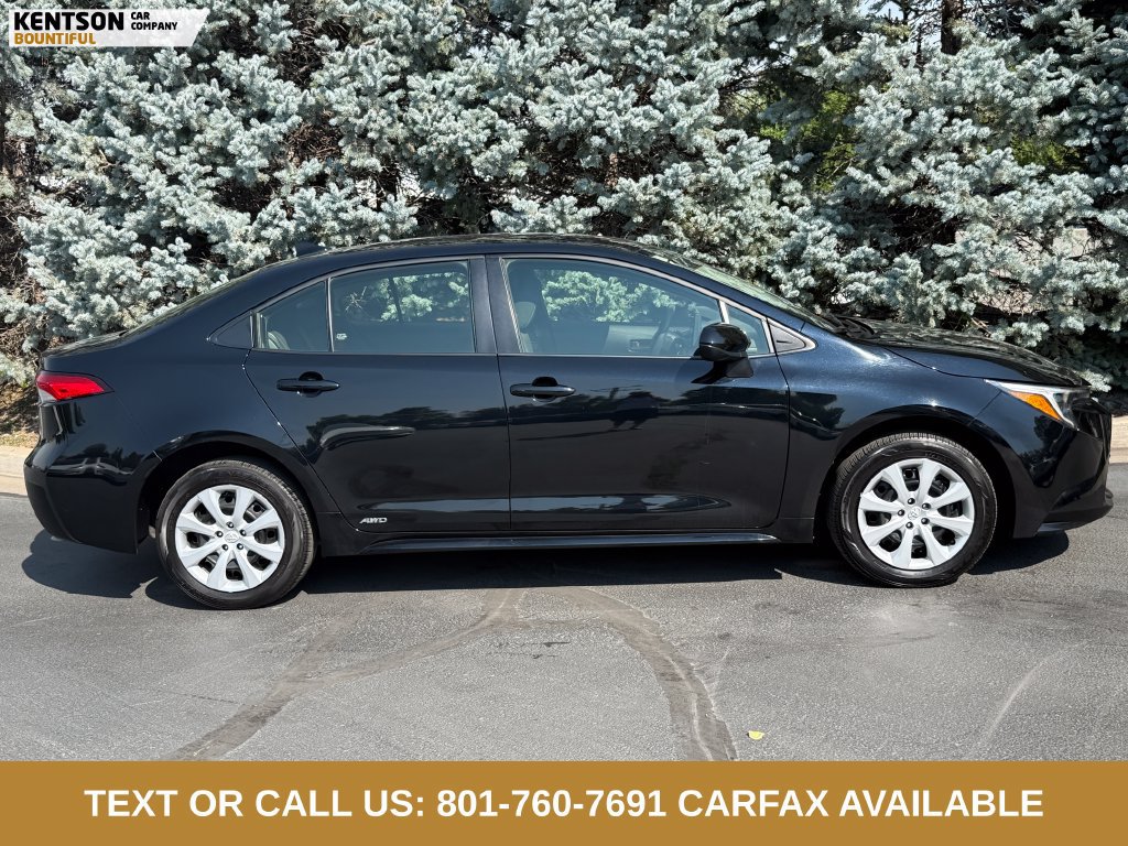 Used 2025 Toyota Corolla LE AWD/4WD image 10