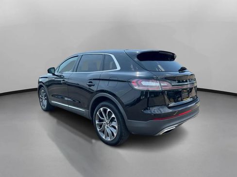 Used 2022 Lincoln Nautilus Reserve w/ Luxury Package AWD/4WD image 13