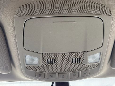 Used 2019 Ford Fusion SE image 21