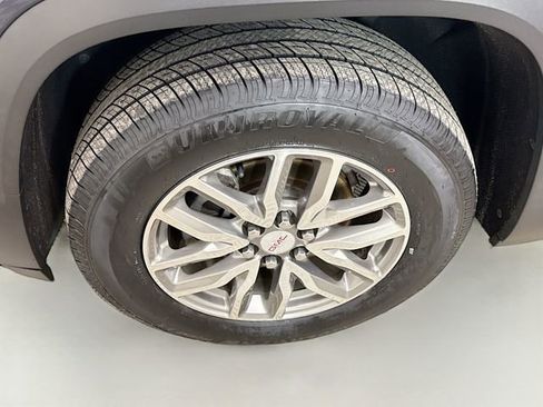 Used 2019 GMC Acadia SLE w/ LPO, Floor Liner Package image 31