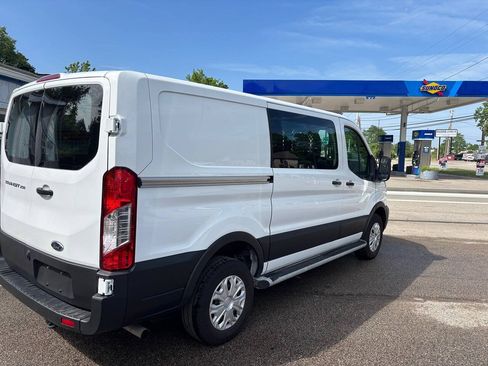 Used 2024 Ford Transit 250 Low Roof w/ Exterior Upgrade Package RWD image 3
