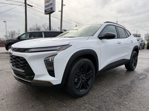 New 2026 Chevrolet Trax ACTIV w/ Driver Confidence Package image 2