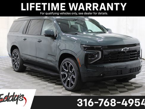 Used 2026 Chevrolet Suburban RST w/ RST Capability Package image 1