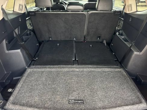 Used 2023 Volkswagen Atlas SE w/ Panoramic Sunroof Package FWD image 15