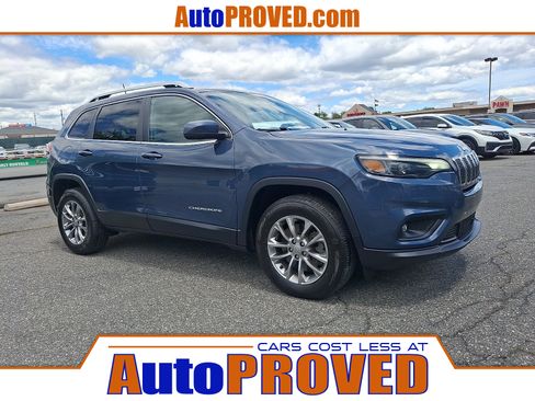 Used 2021 Jeep Cherokee Latitude Lux w/ Comfort/Convenience Group AWD/4WD image 1