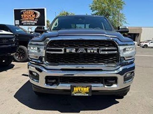 Used 2019 RAM 2500 Tradesman w/ Safety Group AWD/4WD image 7