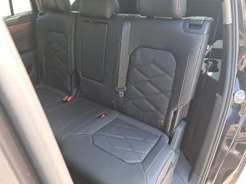 New 2026 Volkswagen Atlas SE AWD/4WD image 15