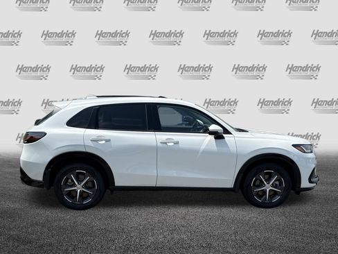 Used 2023 Honda HR-V EX-L image 11