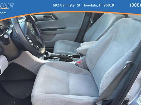 Used 2013 Honda Accord LX image 18