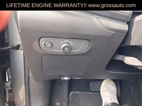 Used 2025 Buick Encore GX Preferred AWD/4WD image 19