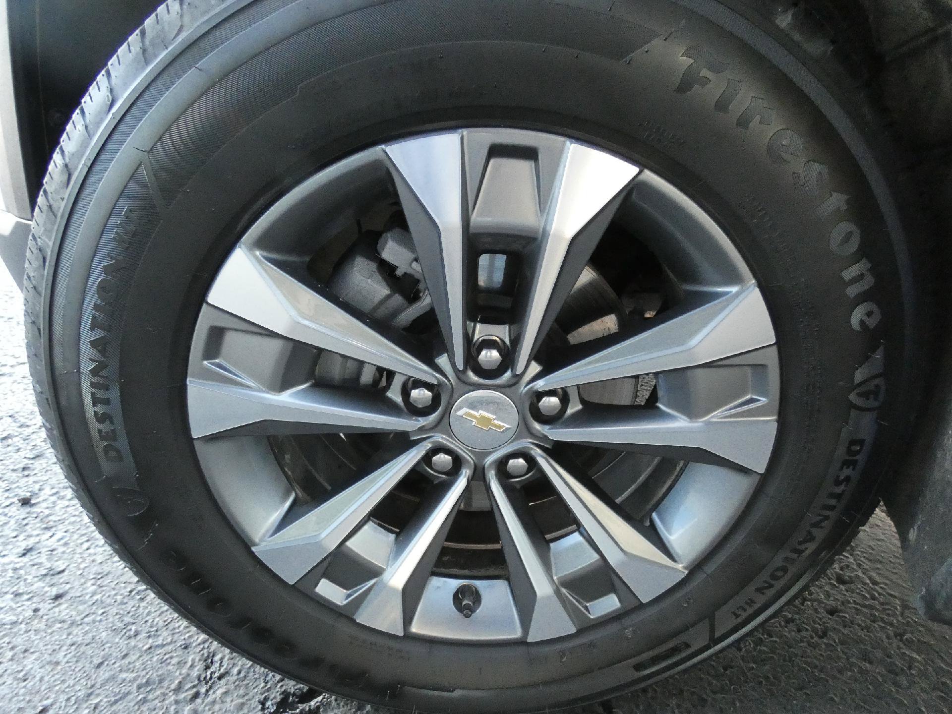 Certified 2025 Chevrolet Equinox LT w/ Safety and Technology Package FWD image 8