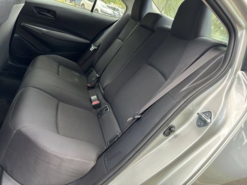 Used 2025 Toyota Corolla LE FWD image 37