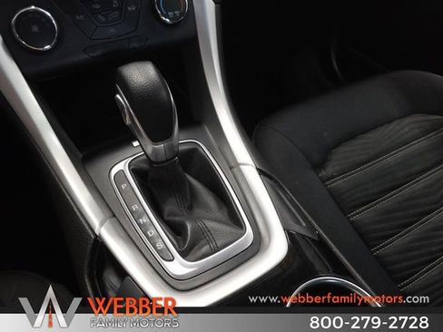 Used 2016 Ford Fusion SE w/ SE Cold Weather Package FWD image 19