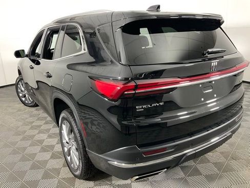 Used 2025 Buick Enclave Preferred image 35