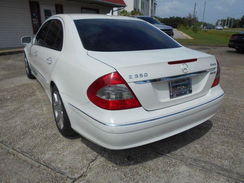 Used 2007 Mercedes-Benz E 350 4MATIC Sedan image 6