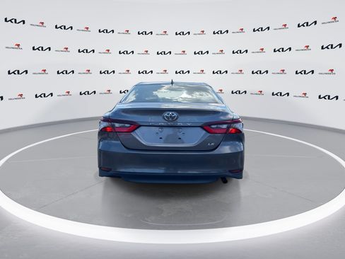 Used 2022 Toyota Camry LE FWD image 7