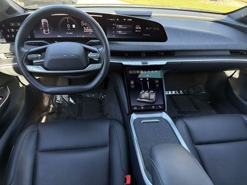 Used 2024 Lucid Air Pure image 10