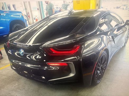 Used 2016 BMW i8 AWD/4WD image 6