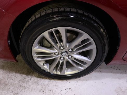Used 2017 Toyota Camry SE image 10